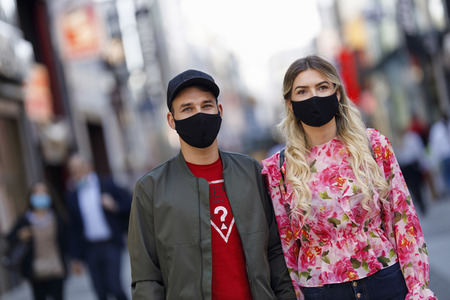 Symbolfoto Maskenpflicht