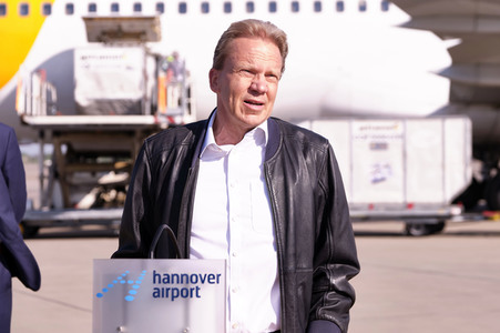 Ankunft von Corona-Schutzmaterialien aus China in Hannover