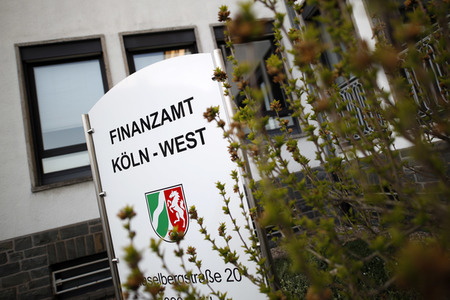 Symbolfoto Finanzamt