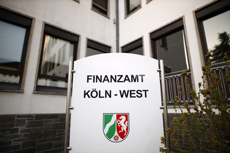 Symbolfoto Finanzamt