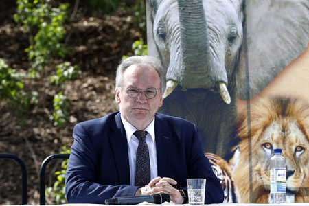 Pressegespräch mit den Ministerpräsidenten Kretschmer und Haseloff in Halle