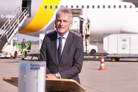 Ankunft von Corona-Schutzmaterialien aus China in Hannover