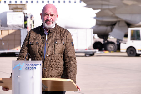 Ankunft von Corona-Schutzmaterialien aus China in Hannover