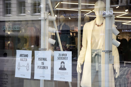 Symbolfoto Ladenöffnungen nach Lockerung der Corona-Beschränkungen