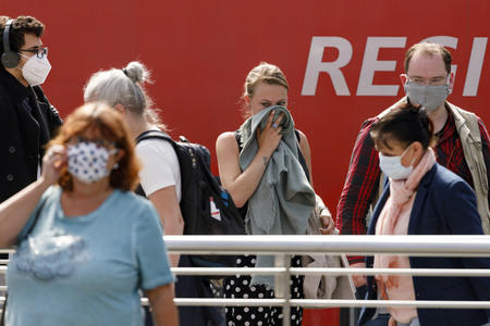 Symbolfoto Maskenpflicht