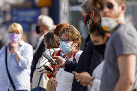 Symbolfoto Maskenpflicht
