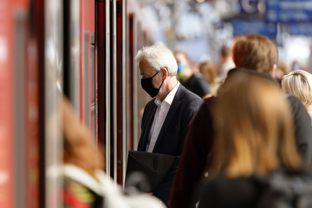 Symbolfoto Maskenpflicht