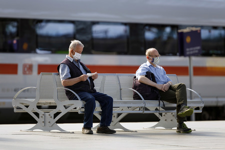 Symbolfoto Maskenpflicht