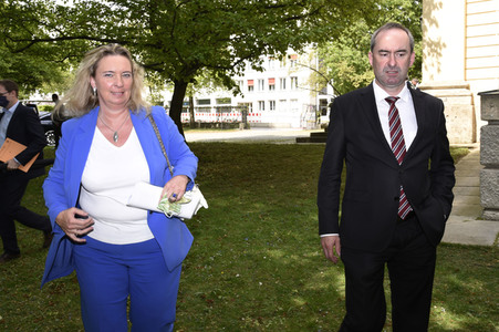 Pressekonferenz zu Corona-Pandemie in München