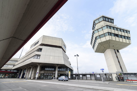 Symbolfoto Flughafen Tegel