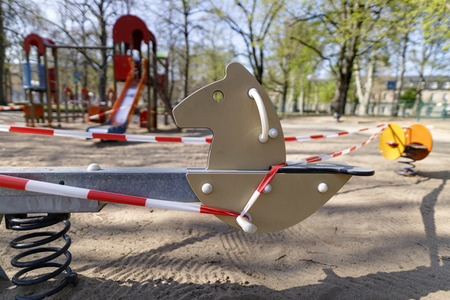 Symbolfoto Lockerung der Corona-Maßnahmen