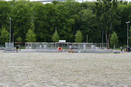 Aufbau für Autokonzerte in Hannover