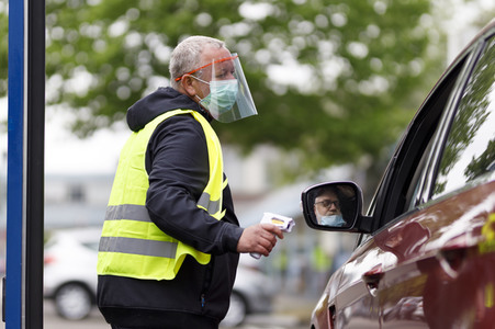 Armin Laschet besucht das Ford-Werk in Köln
