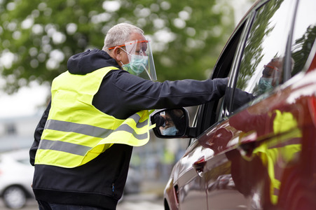Armin Laschet besucht das Ford-Werk in Köln