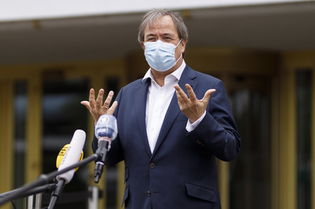 Armin Laschet besucht das Ford-Werk in Köln