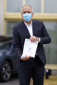 Armin Laschet besucht das Ford-Werk in Köln