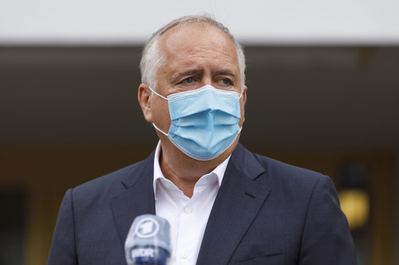 Armin Laschet besucht das Ford-Werk in Köln