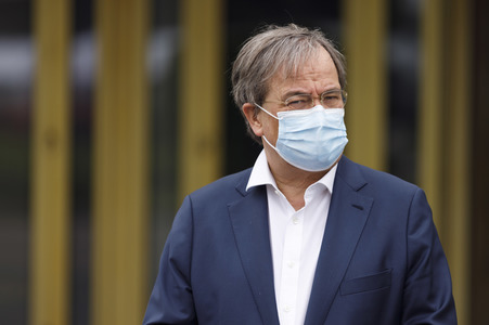 Armin Laschet besucht das Ford-Werk in Köln