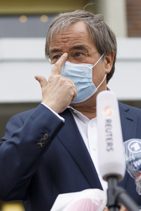 Armin Laschet besucht das Ford-Werk in Köln