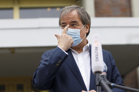 Armin Laschet besucht das Ford-Werk in Köln