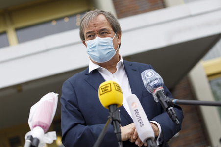 Armin Laschet besucht das Ford-Werk in Köln