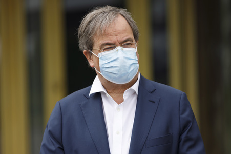 Armin Laschet besucht das Ford-Werk in Köln