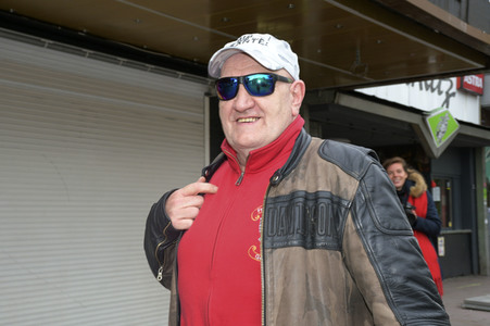 Eddy Kante unterwegs in Hamburg