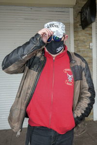 Eddy Kante unterwegs in Hamburg