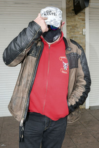 Eddy Kante unterwegs in Hamburg