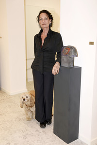 Karin Müller-Wohlfahrt beim Friseur in München