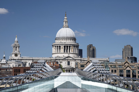 Symbolfoto Corona in London