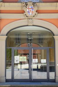 Symbolfoto Schulöffnungen