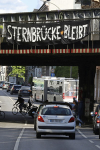 Protest gegen den Abriss der Sternbrücke in Hamburg