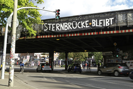 Protest gegen den Abriss der Sternbrücke in Hamburg