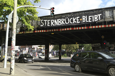 Protest gegen den Abriss der Sternbrücke in Hamburg