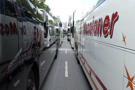 Reisebusdemo in Hamburg