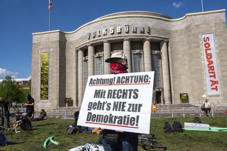 Protest gegen die Einschränkung der Grundrechte in Berlin