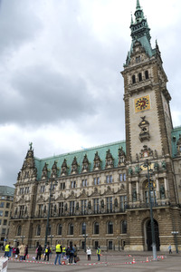 Demonstration der Beautybranche und Tattoostudios in Hamburg