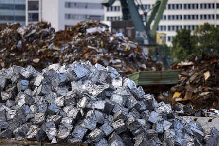 Symbolfoto Schrottplatz