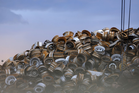 Symbolfoto Schrottplatz