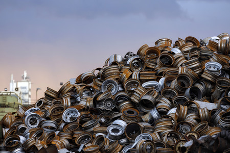 Symbolfoto Schrottplatz