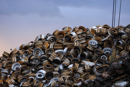 Symbolfoto Schrottplatz