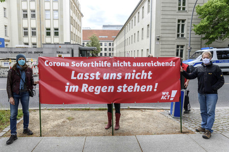 Corona Soforthilfe Demo in in Berlin