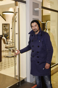 Friseurbesuch von Adrian Can in München