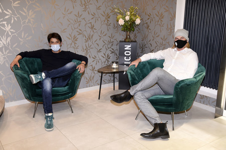 Friseurbesuch von Adrian Can in München