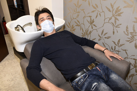 Friseurbesuch von Adrian Can in München