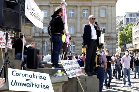 Corona-Demos in Frankfurt