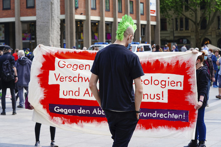 Corona-Demos in Köln