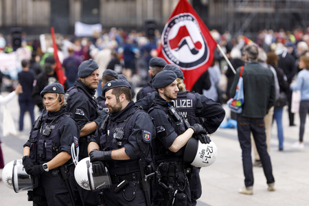 Corona-Demos in Köln