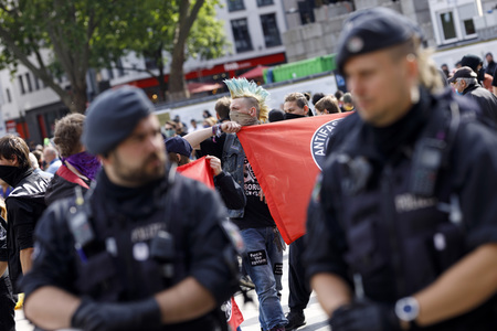 Corona-Demos in Köln